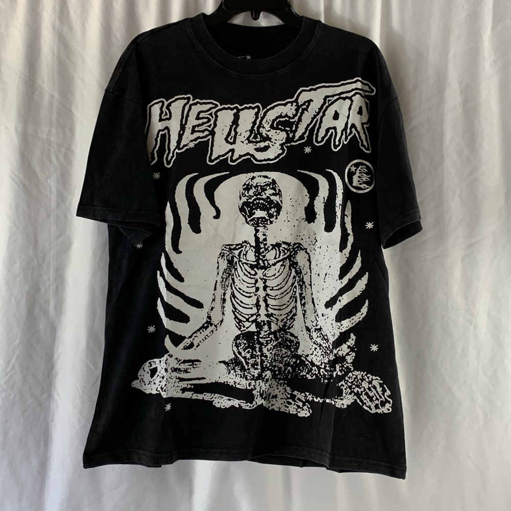 Hellstar Studios Skeleton “Reach Your Inner Peace” T-Shirt in Black Size L NWT